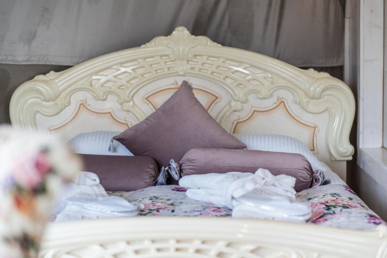 Glamp Royal Hotel เบียวีดูนาเยซ ภายนอก รูปภาพ